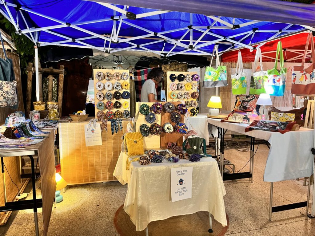 marché nocturne de Saint Gilles les Bains à La Réunion